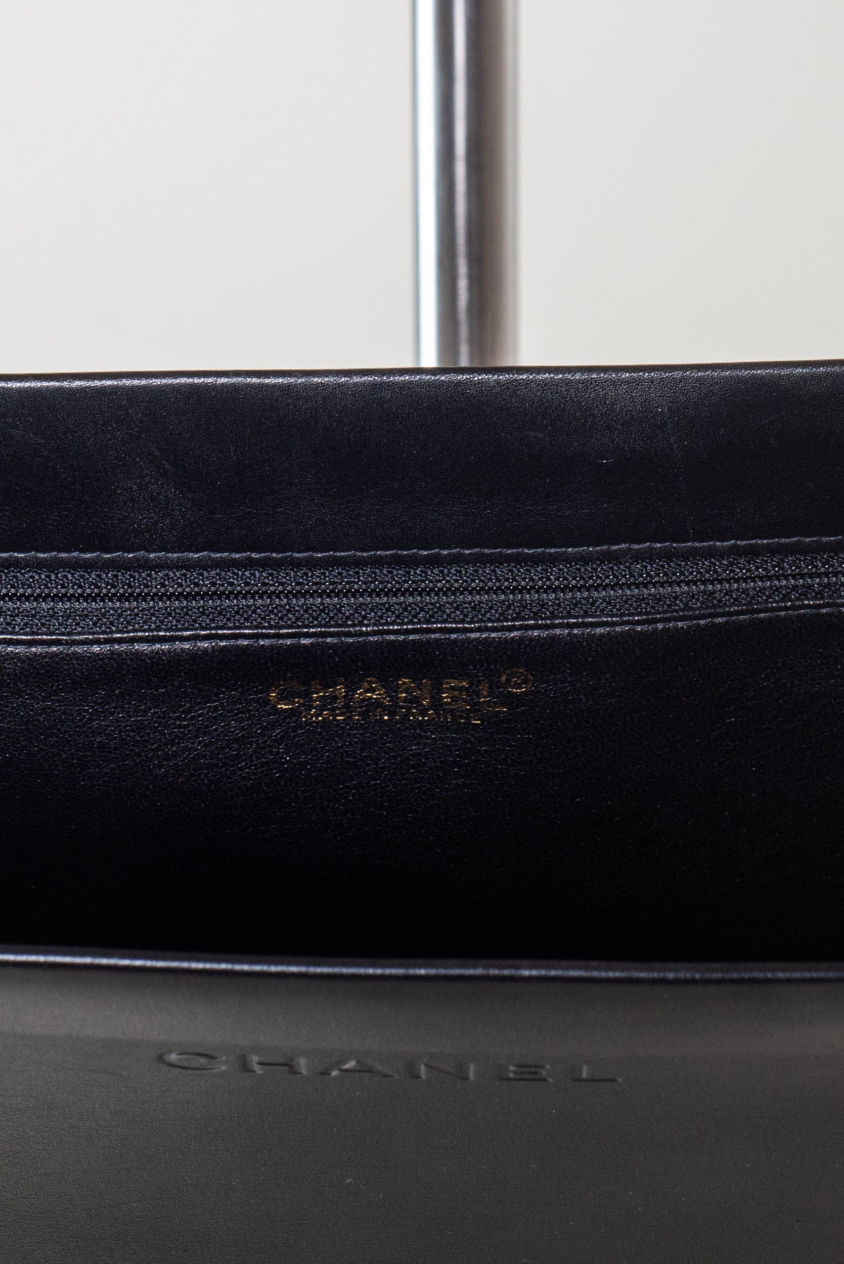 Vintage Black Smooth Leather Logo Shoulder Bag