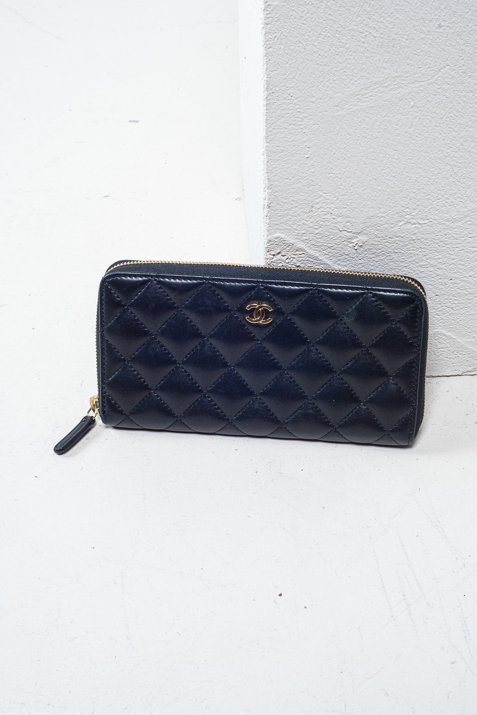 Quilted Lambskin Black CC Zippy Wallet