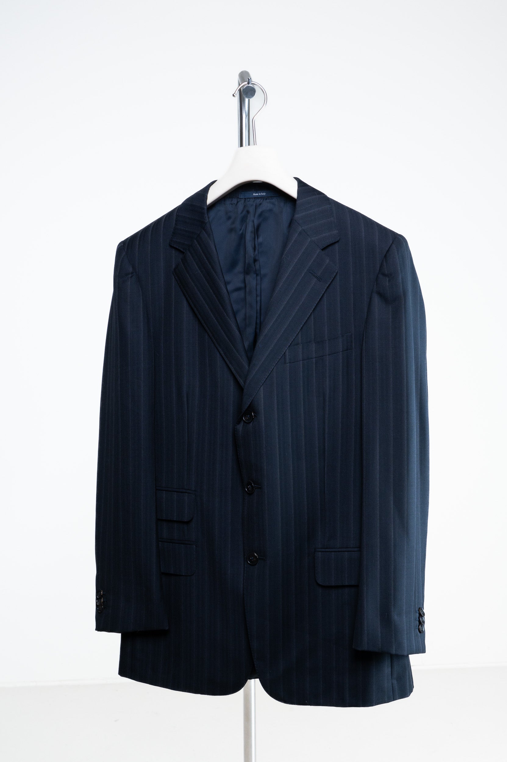 Gucci Men’s Navy Pinstripe Wool Suit Jacket front view – size 50, Italian tailoring