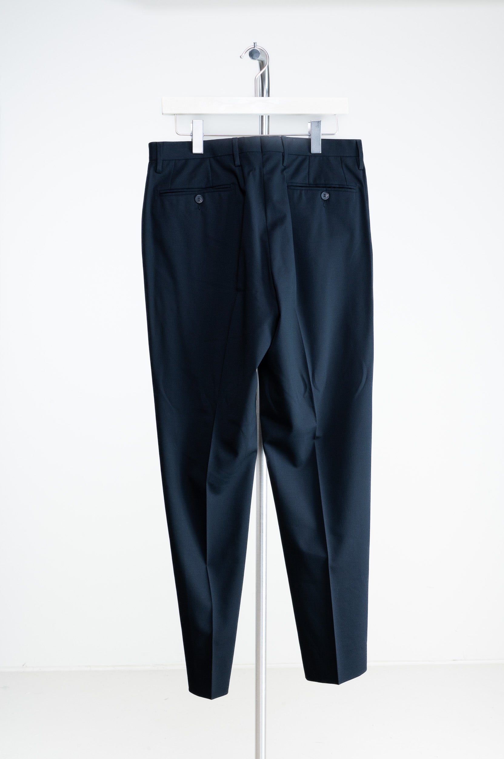 Back view of Gucci tailored pants with buttoned pockets – black, size S