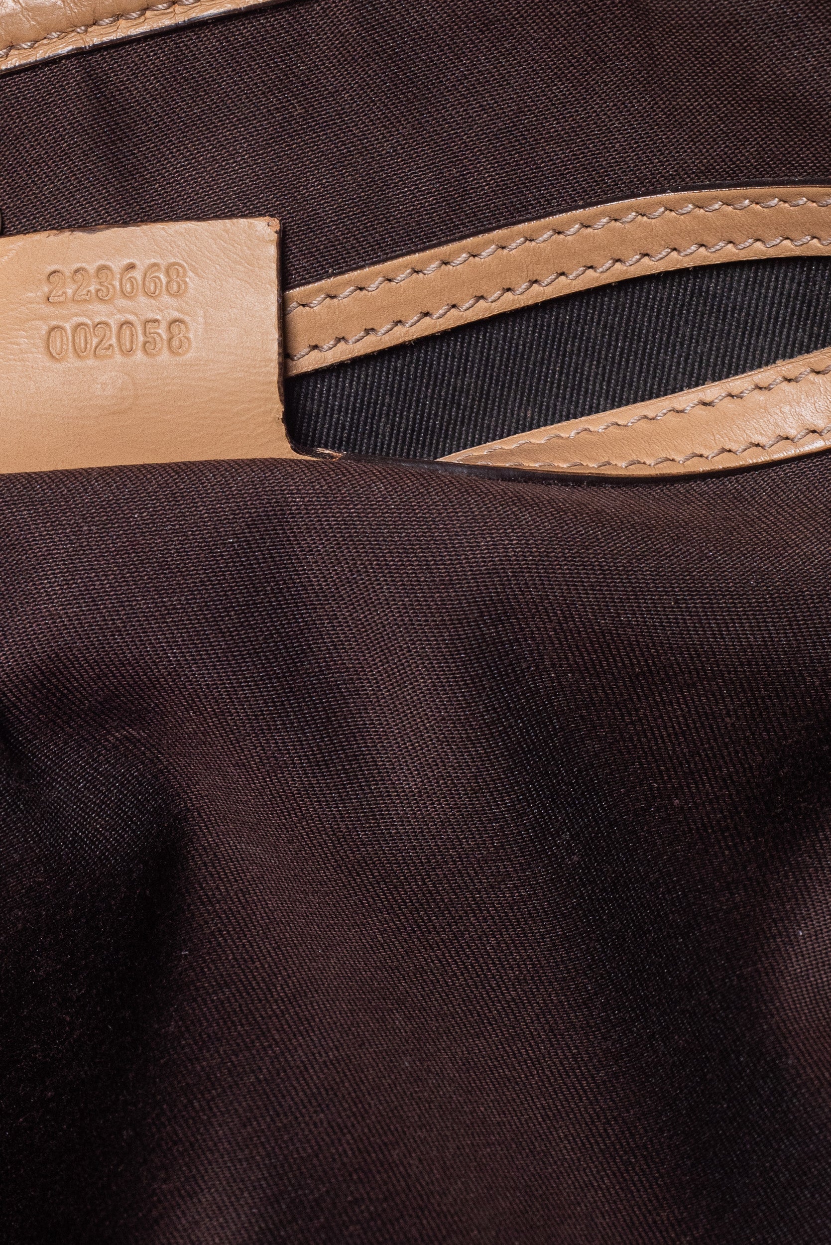 GG Supreme Canvas Vertical Tote