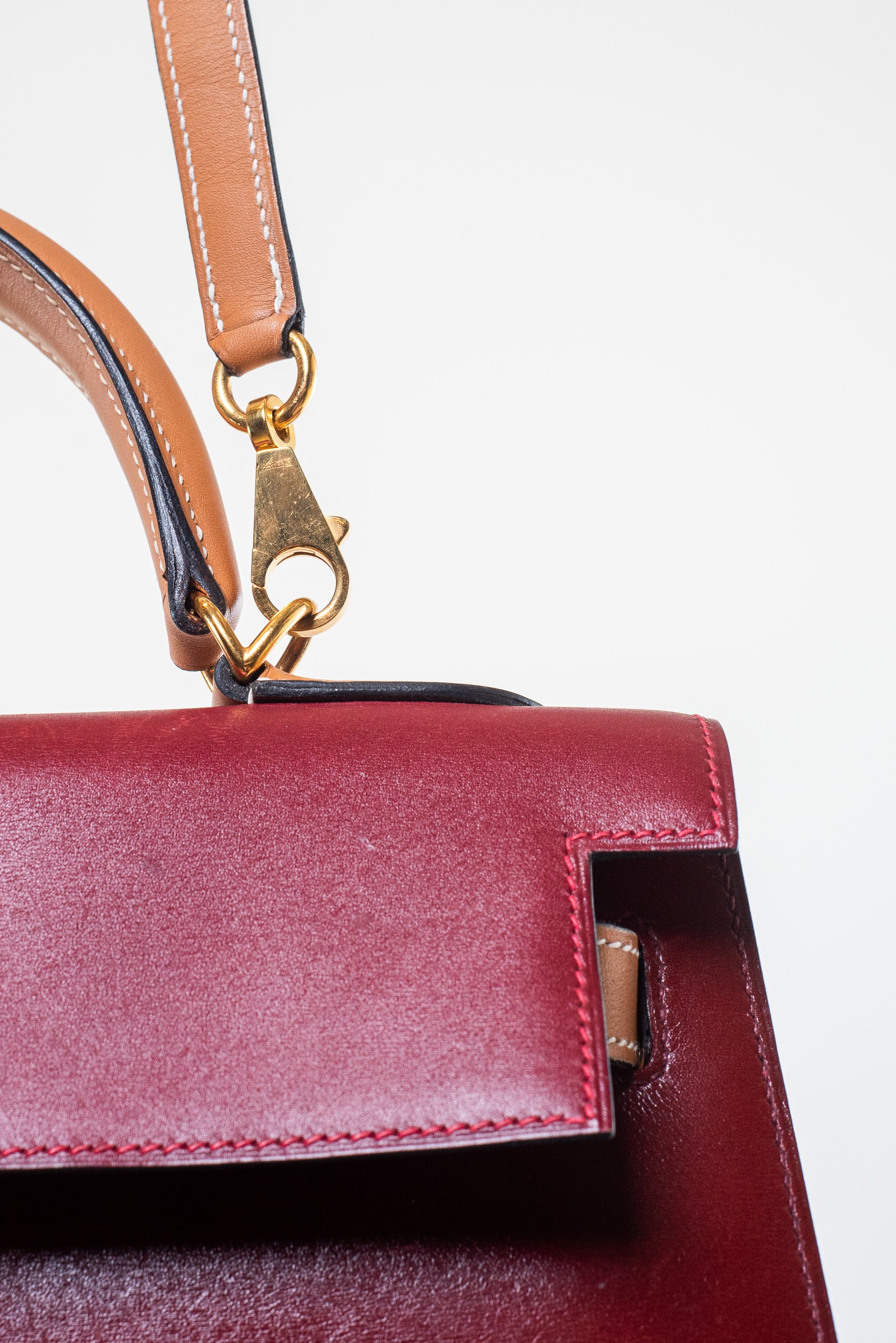 Kelly 33 Bi-Colour Top Handle Bag