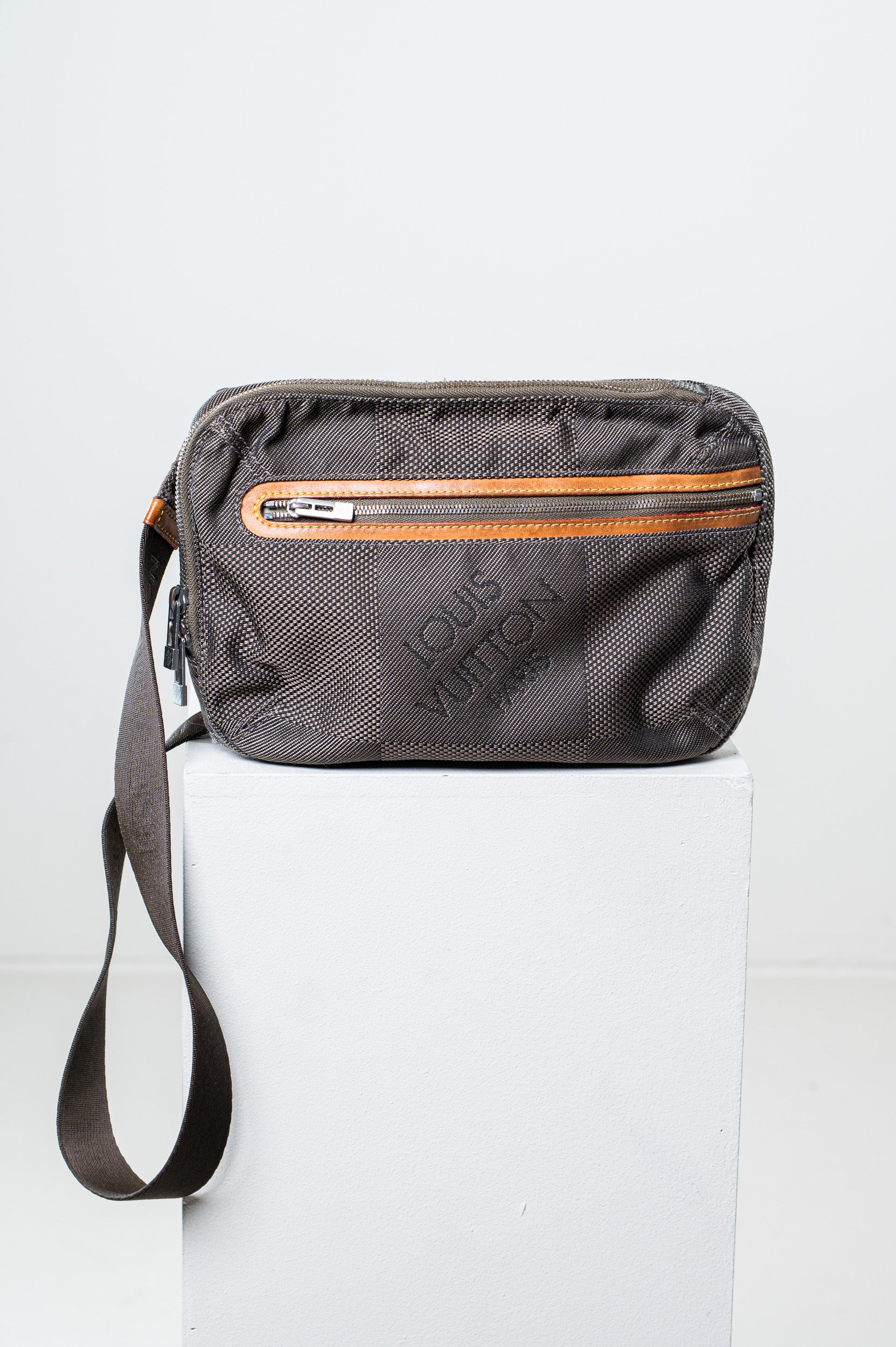Front view of Louis Vuitton Archer Belt Bag in Terre Damier Geant canvas