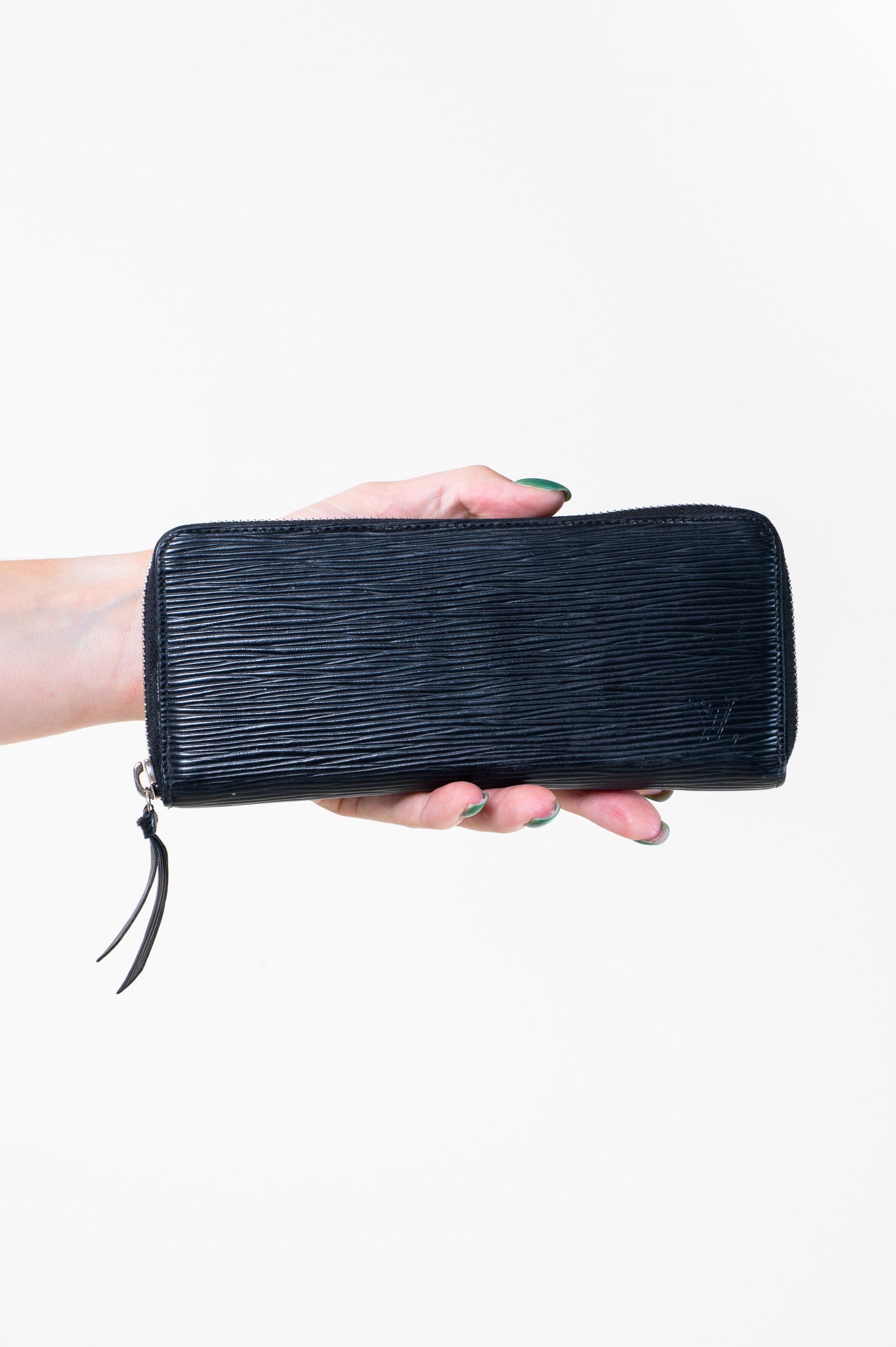 Front view of Louis Vuitton Epi Leather Long Zippy Wallet