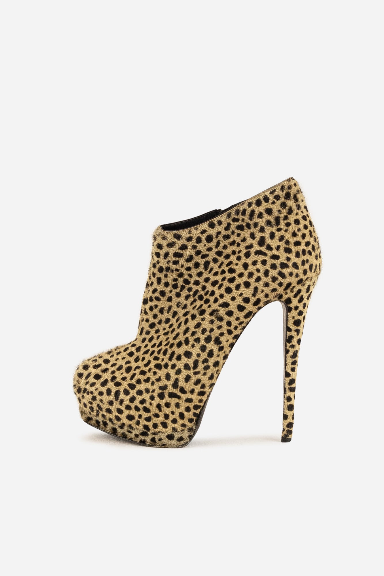 Eva Calf Hair Cheetah Print Platform Booties - So Over It Luxury Consignment